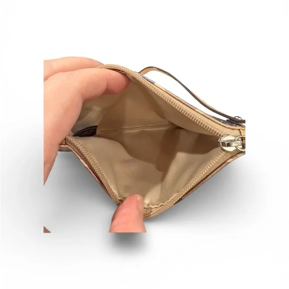 Coach Optic Signature Wristlet Horse and Carriage Logo - Picture 3 of 4